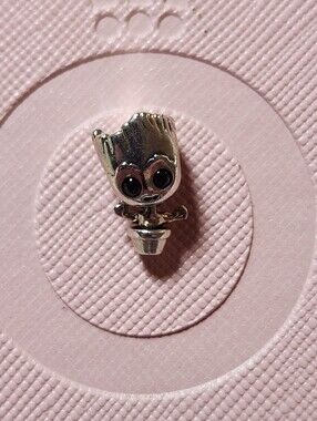 Pandora x Marvel Groot Charm